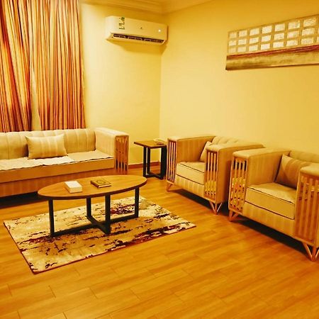 Taraf Yanbu 2 Aparthotel Exterior foto