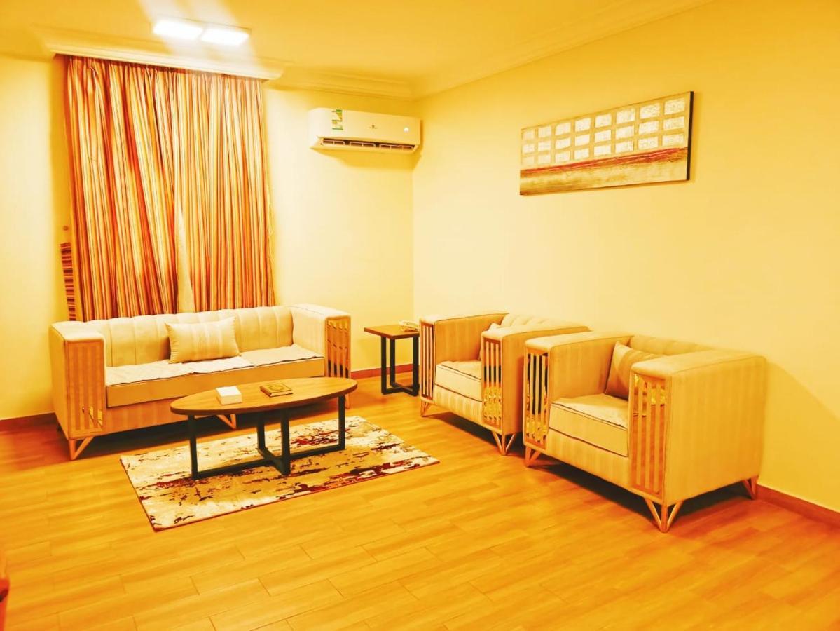 Taraf Yanbu 2 Aparthotel Exterior foto