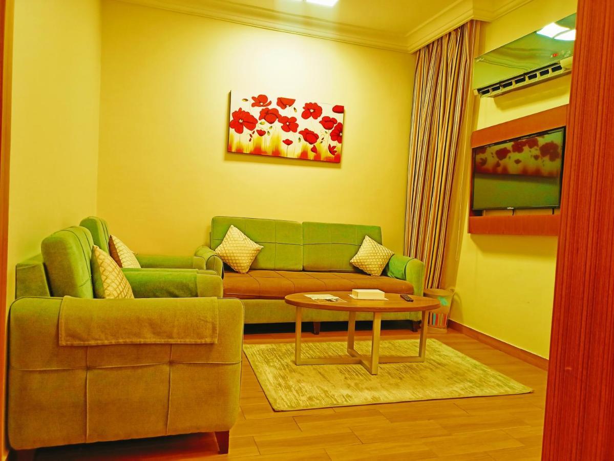 Taraf Yanbu 2 Aparthotel Exterior foto